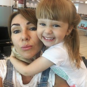 Meet your Posher, Юлия